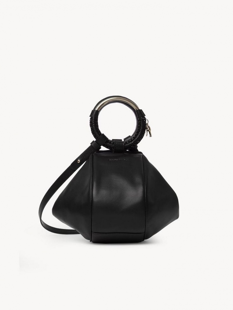 Black Chloe Hana Wristlet Mini Bags | CHE-SR14771