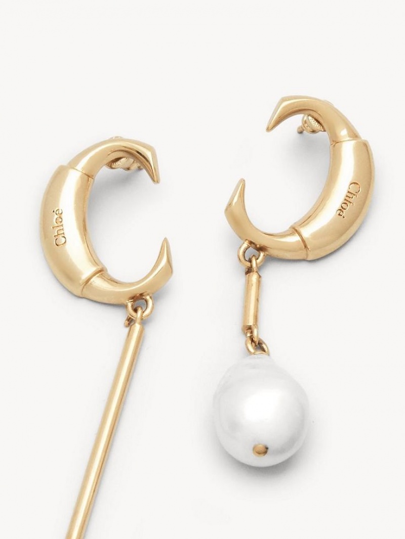 Pearl Chloe Darcey Baroque Earrings | CHE-SR14402